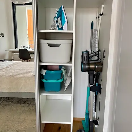 Modern 1br With Terrace, Workspace & Free Parking Prague