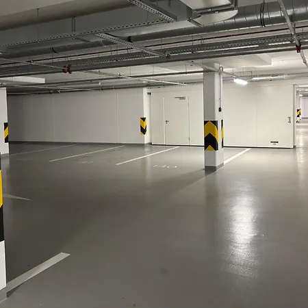 شقة Modern 1br With Terrace, Workspace & Free Parking *